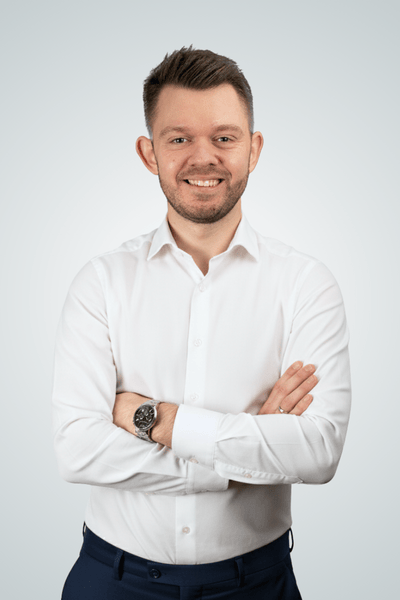 Peter - Interim CFO 1